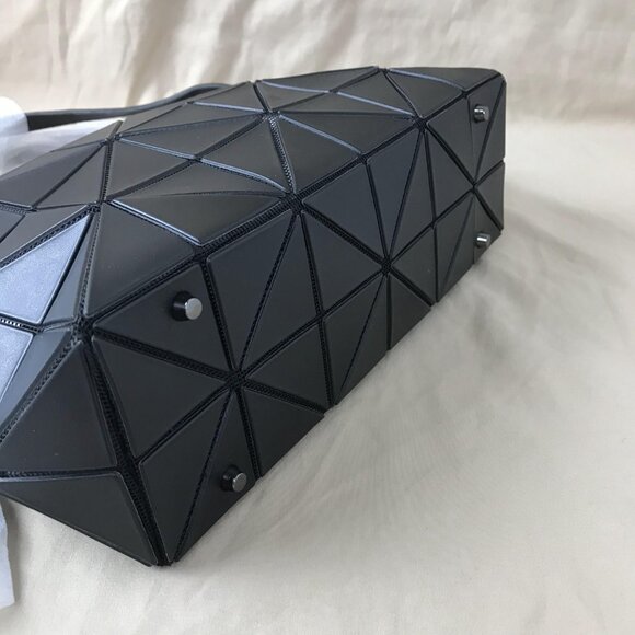 NWT Issey Miyake Bao Bao Boston Tote Bag Black - Picture 6 of 10